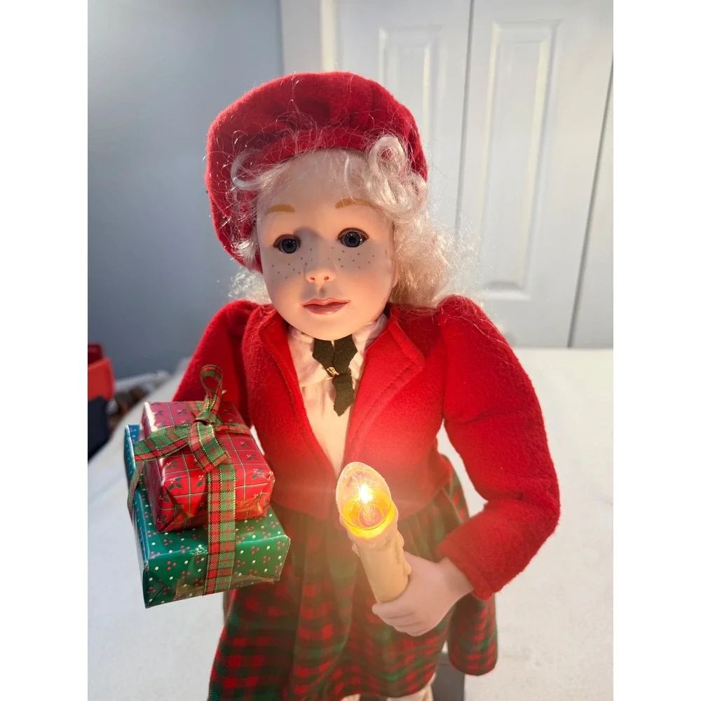 Vintage 1993 Holiday Creations NOEL Girl Animated Musical Christmas Figure